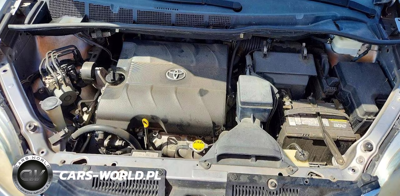 2011 Toyota Sienna Le VIN:5TDKK3DC7BS022750 - 12