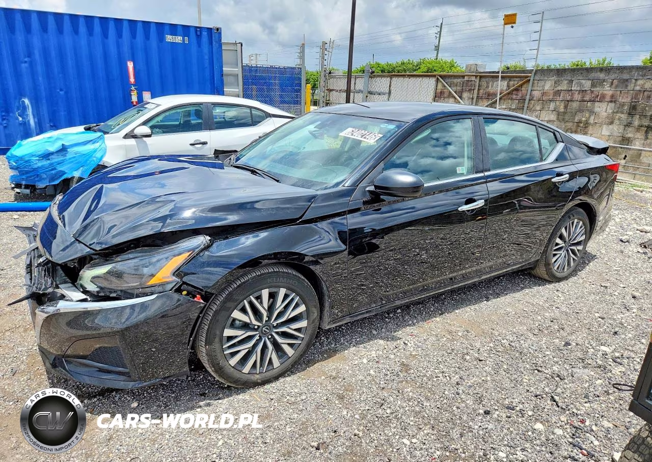 2025 Nissan Altima Sv – zdjęcie 1 z 12