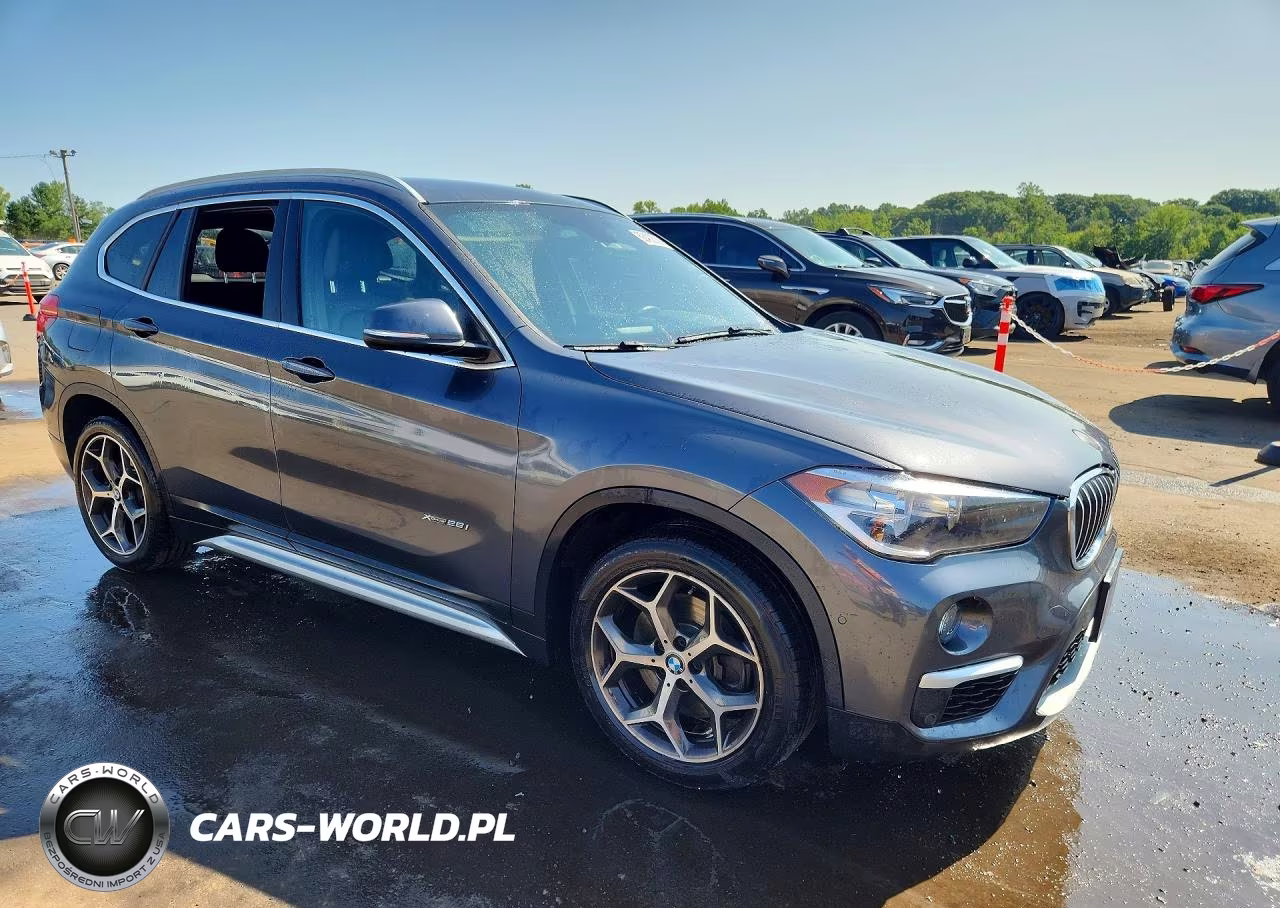 2017 BMW X1 xDrive28I VIN:WBXHT3C3XH5F81805 - 4