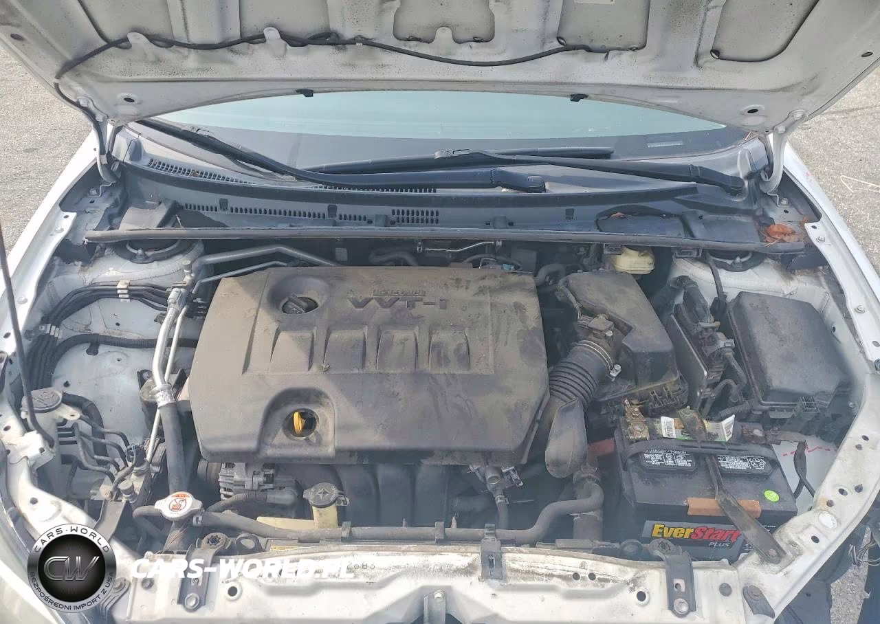 2018 Toyota Corolla Le VIN:5YFBURHE6JP758059 - 11