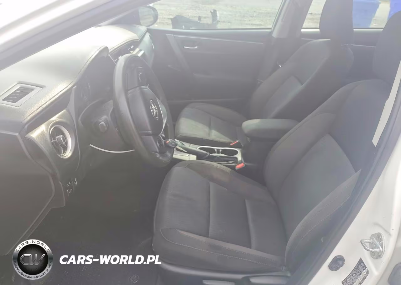 2018 Toyota Corolla Le VIN:5YFBURHE6JP758059 - 7