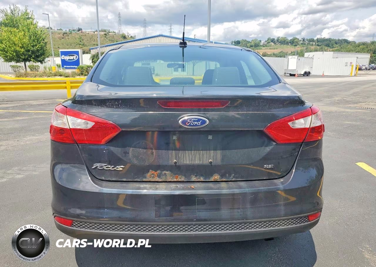 2014 Ford Focus Se VIN:1FADP3F27EL234719 - 6