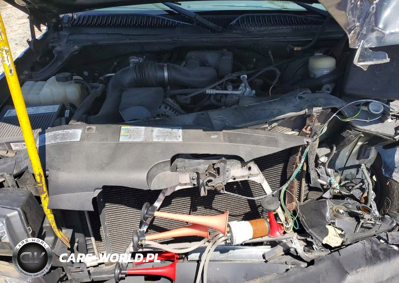 2005 Chevrolet Silverado C1500 VIN:1GCEC14X35Z212453 - 11