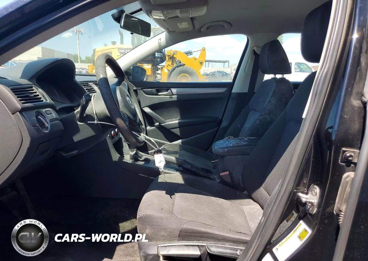2015 Volkswagen Passat S VIN:1VWAT7A39FC040997 - 7
