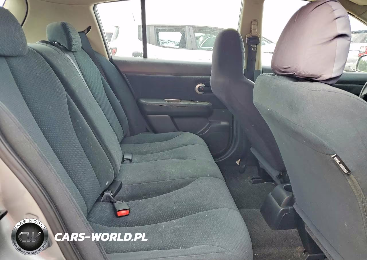 2010 Nissan Versa 1.8 S VIN:3N1BC1CP9AL373365 - 10