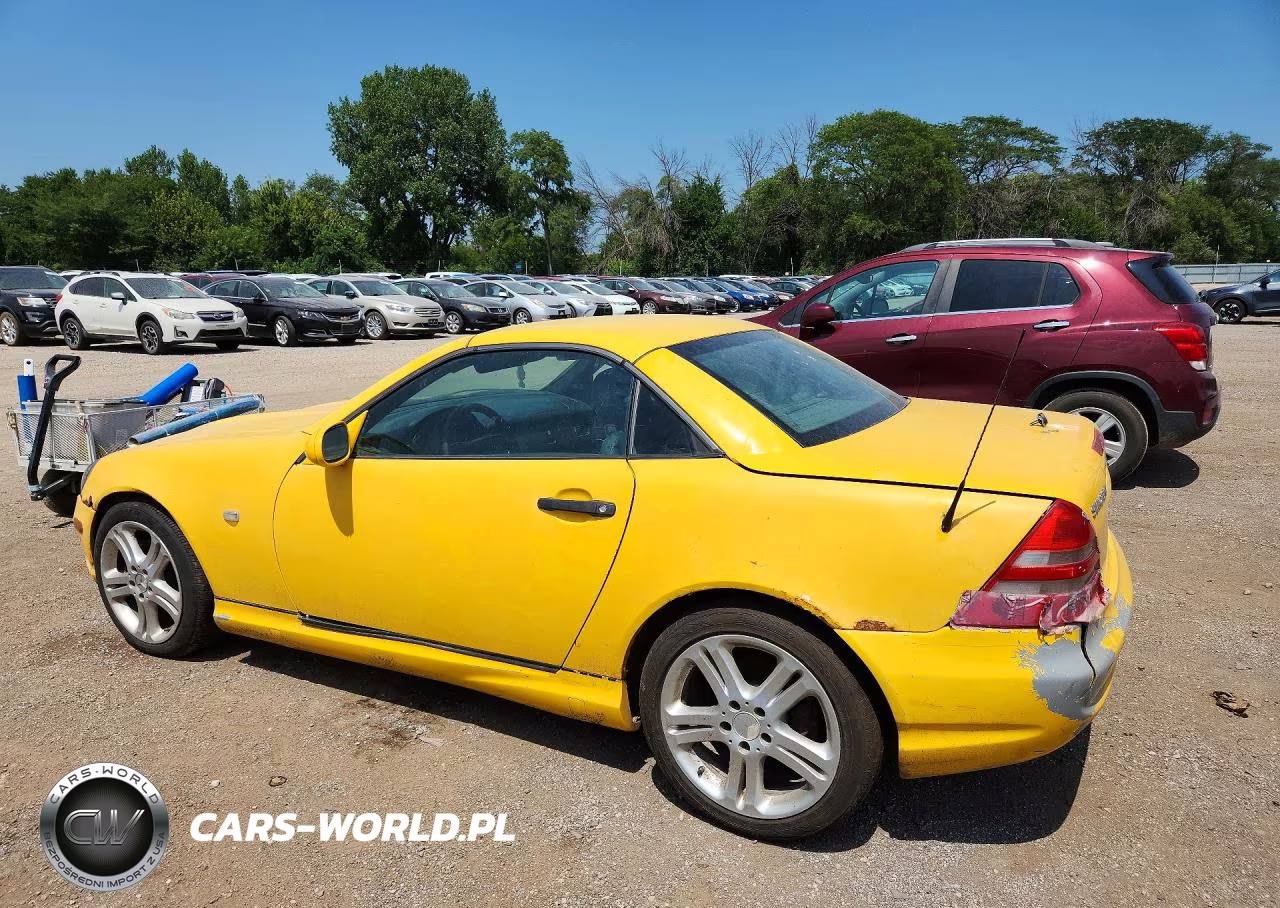 2000 Mercedes-Benz Slk 230 Kompressor VIN:WDBKK47F0YF161962 - 2