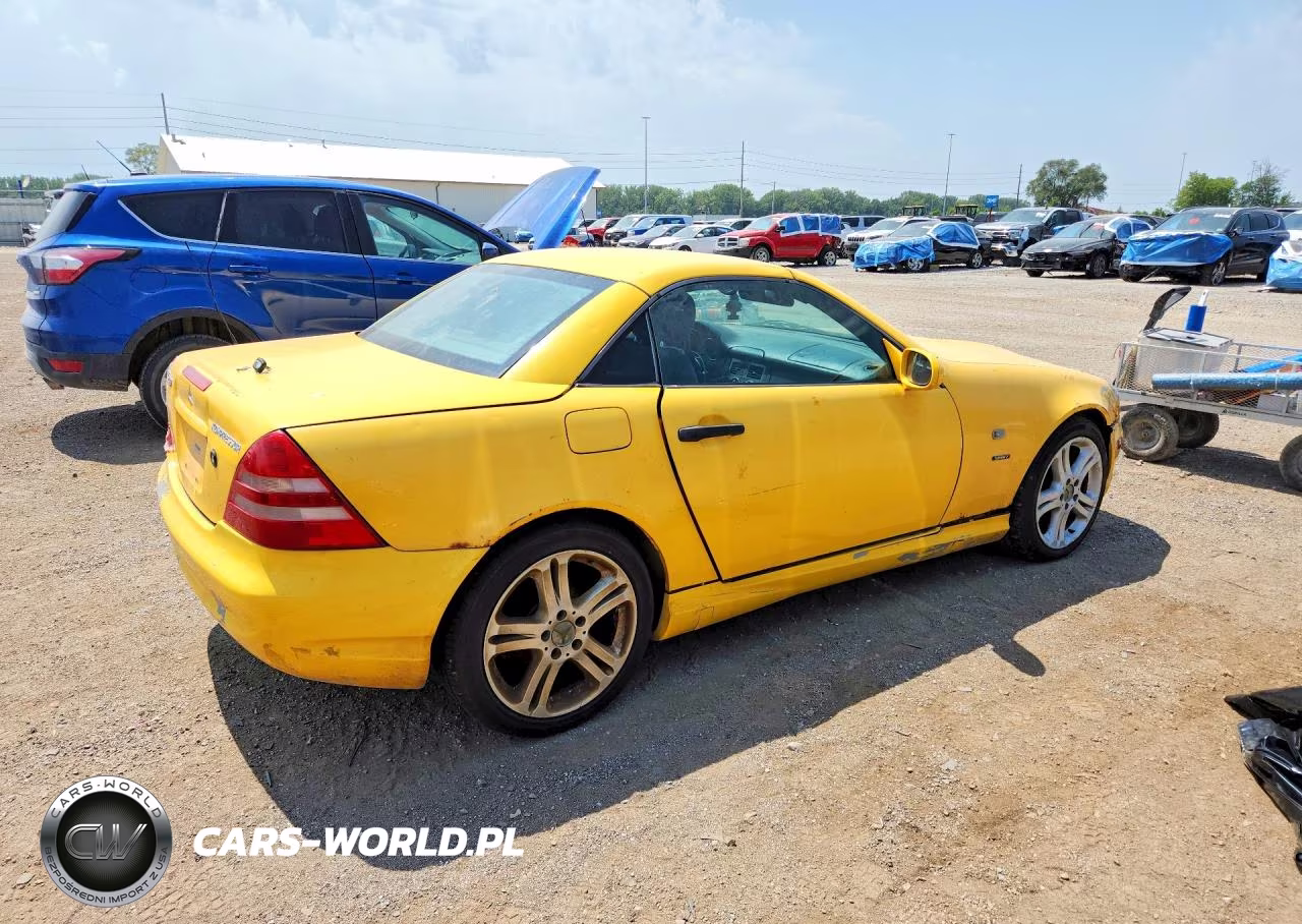 2000 Mercedes-Benz Slk 230 Kompressor VIN:WDBKK47F0YF161962 - 3