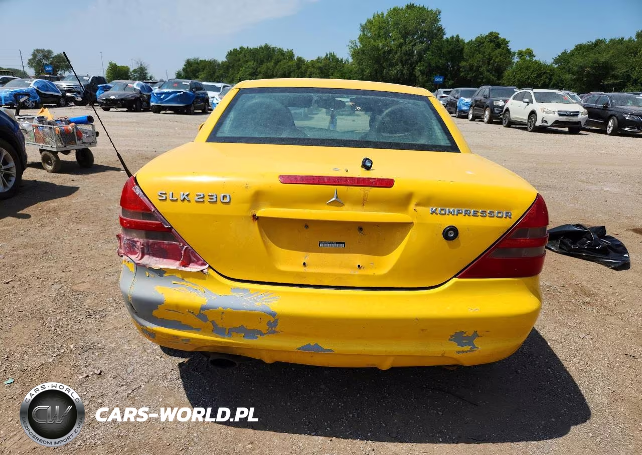 2000 Mercedes-Benz Slk 230 Kompressor VIN:WDBKK47F0YF161962 - 6