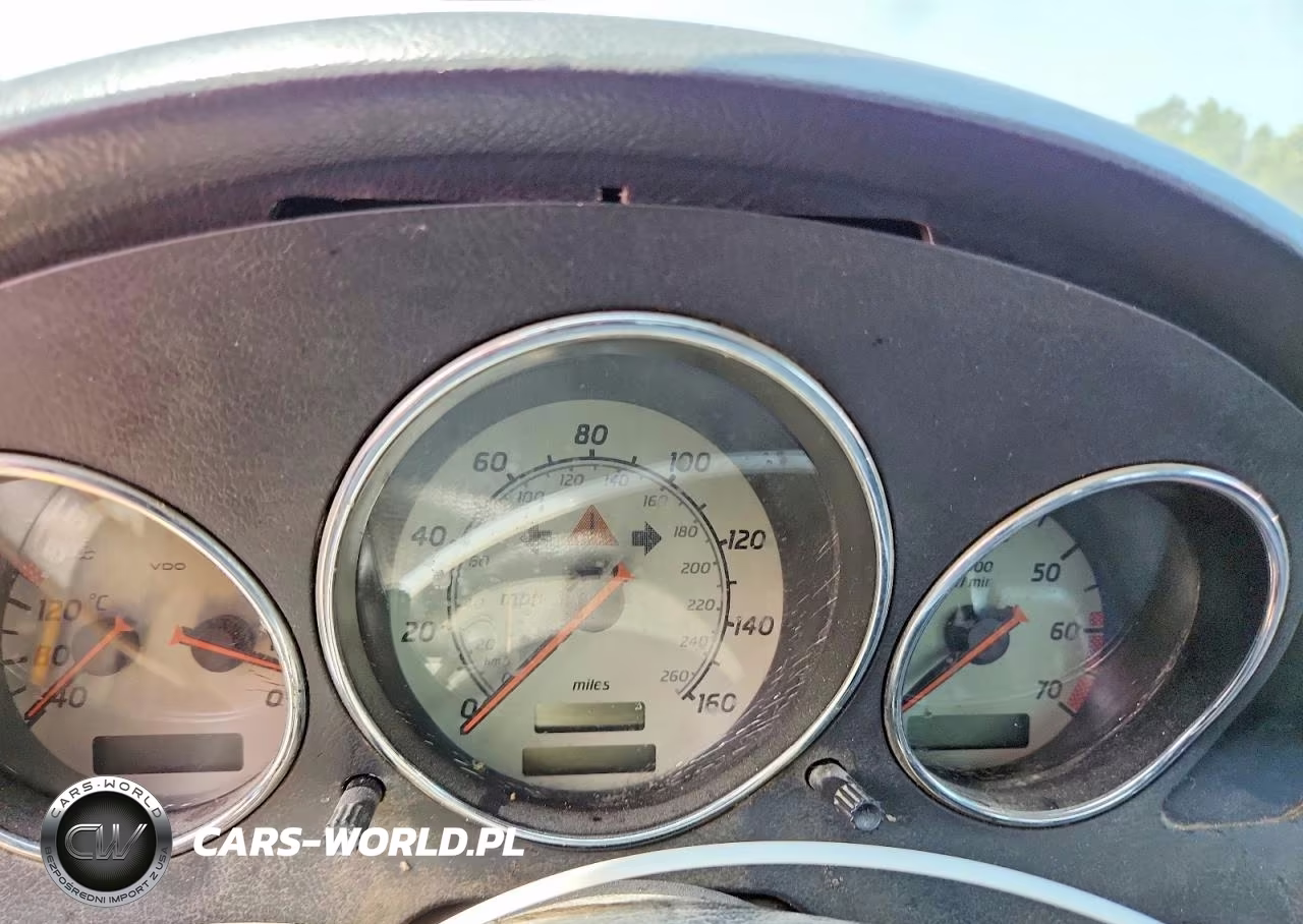 2000 Mercedes-Benz Slk 230 Kompressor VIN:WDBKK47F0YF161962 - 9