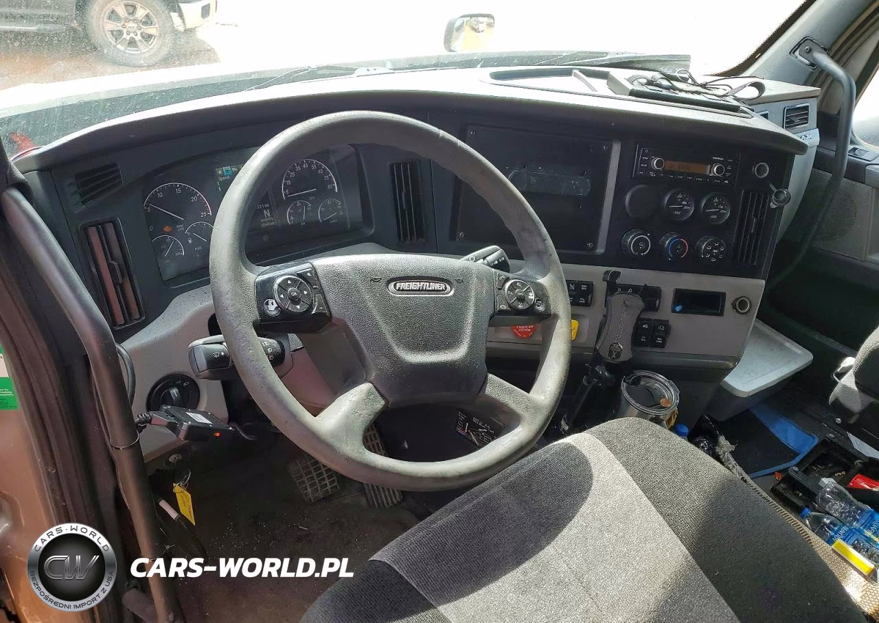 2019 Freightliner Cascadia 126 VIN:3AKJHHDR5KSKB5338 - 8