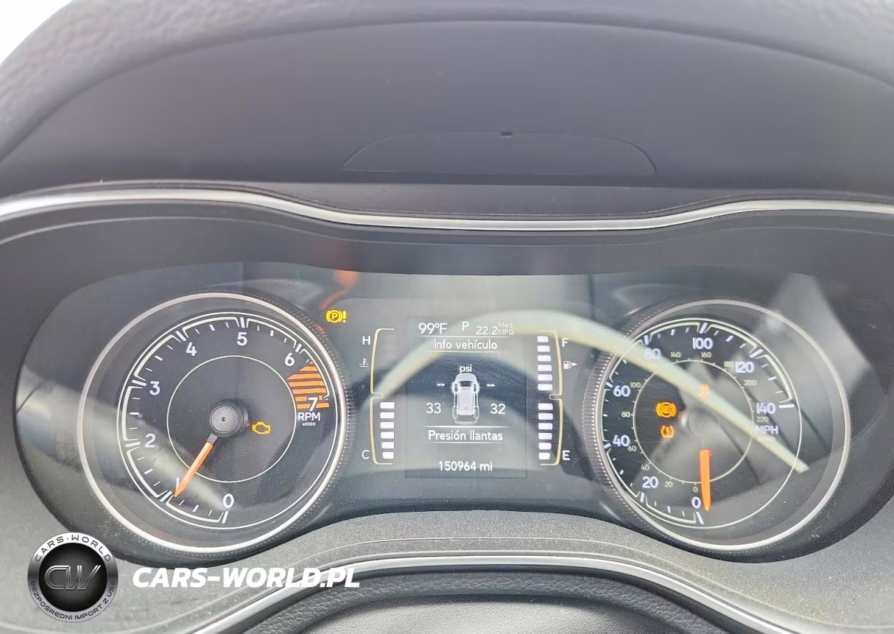 2019 Jeep Cherokee Latitude VIN:1C4PJLCB5KD485161 - 9