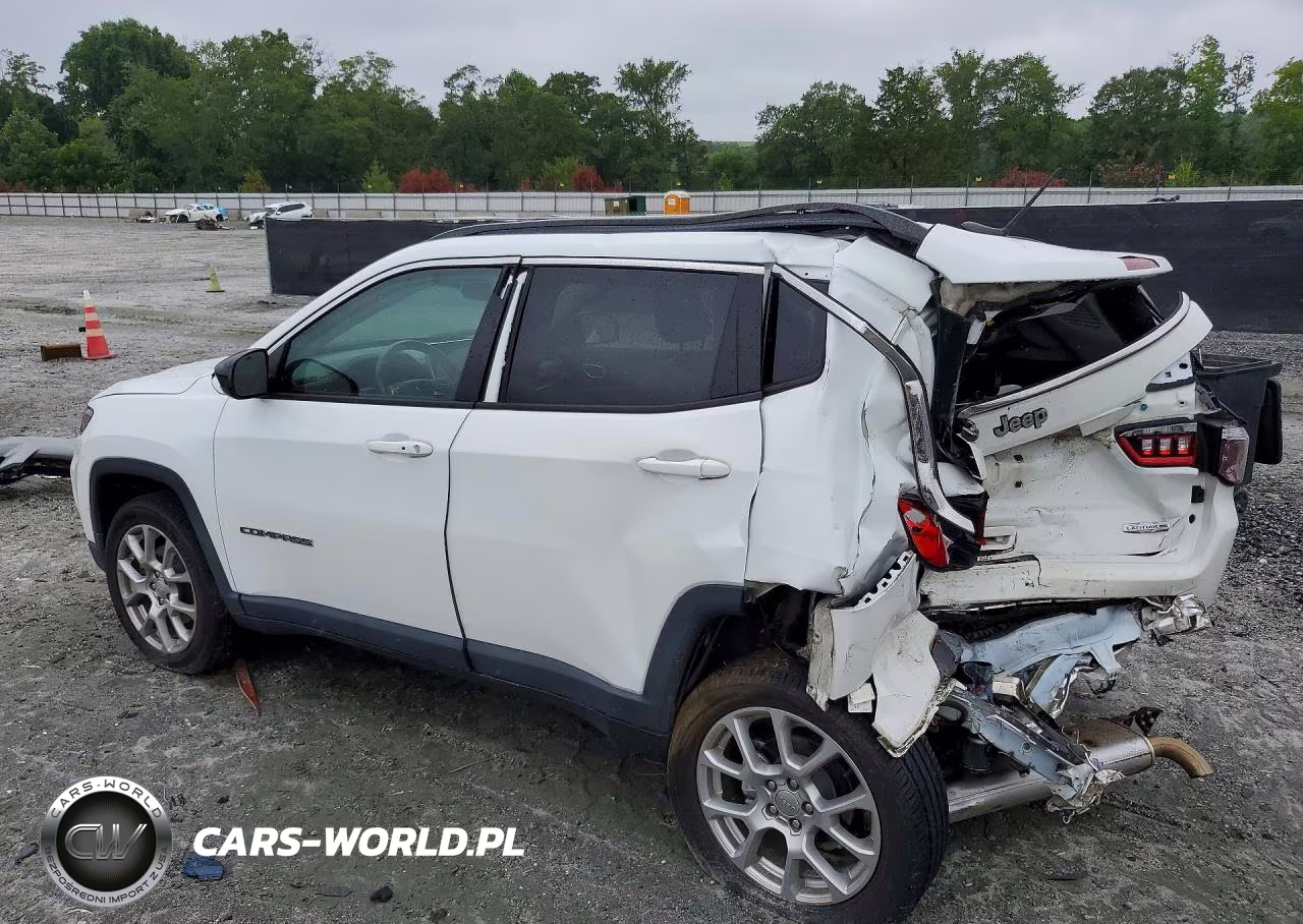 2022 Jeep Compass Latitude Lux VIN:3C4NJDFB4NT219069 - 2