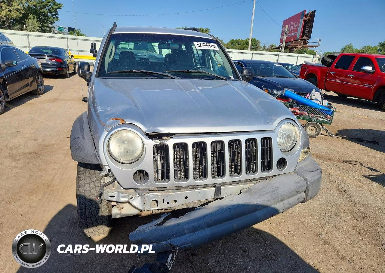 2006 Jeep Liberty Sport VIN:1J4GK48K76W268534 - 5