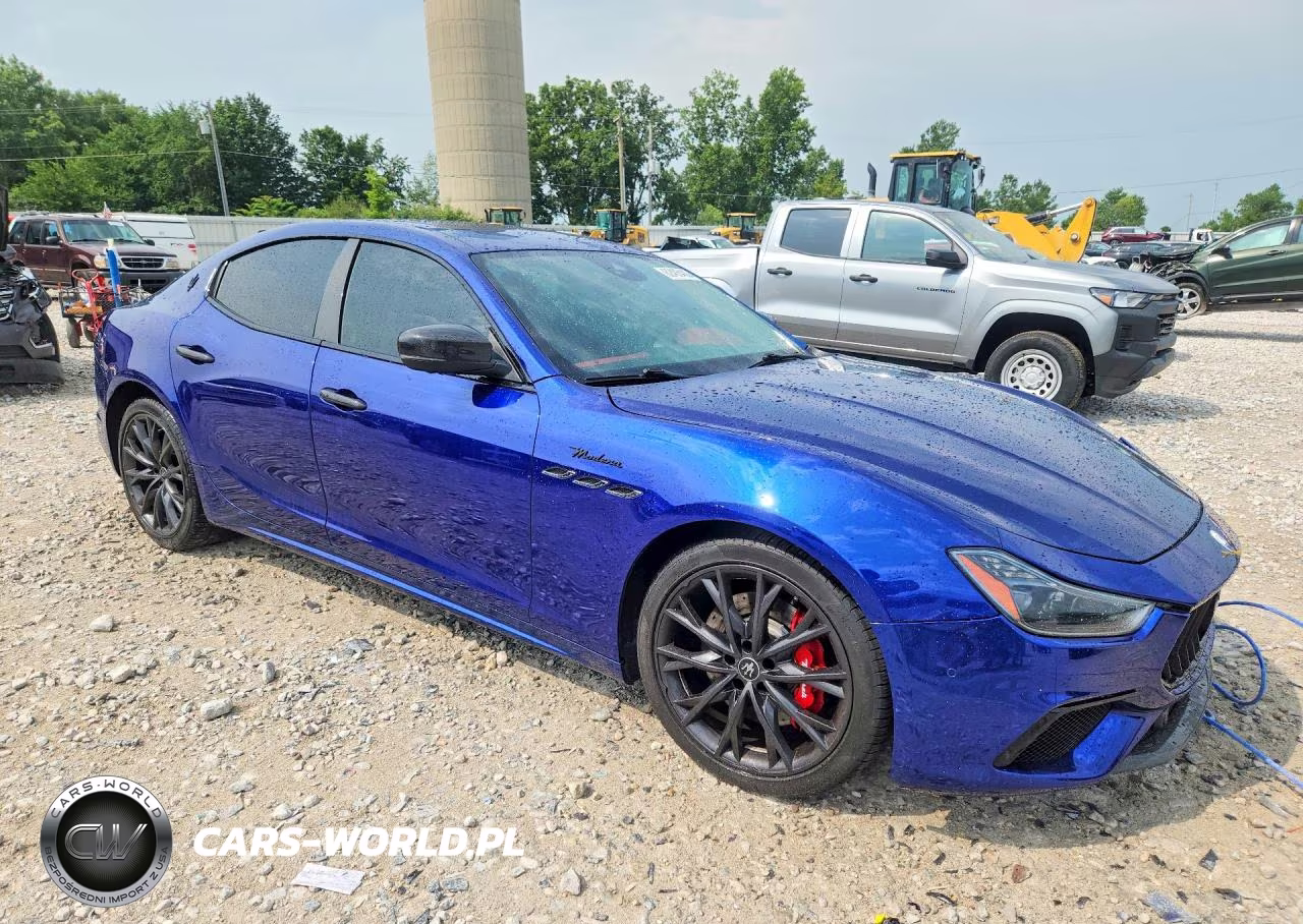 2022 Maserati Ghibli Modena VIN:ZAM57YTM3NX398071 - 4
