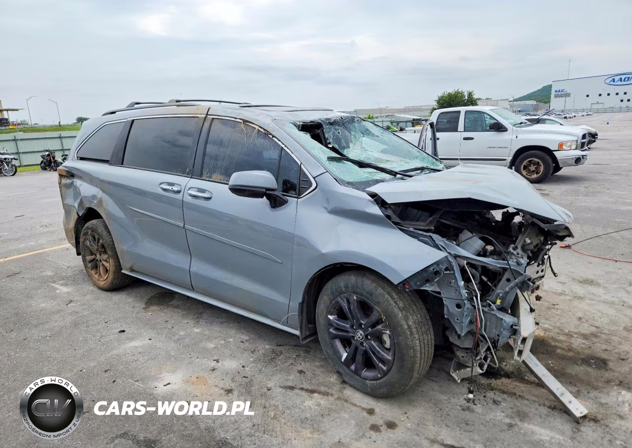 2024 Toyota Sienna Woodland Edition VIN:5TDCSKFC8RS143941 - 4
