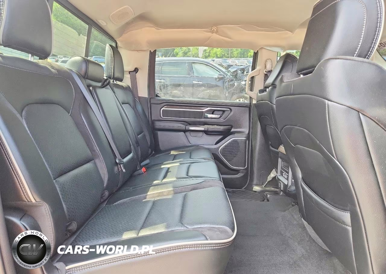 2022 Ram 1500 Laramie VIN:1C6SRFJT7NN419197 - 10