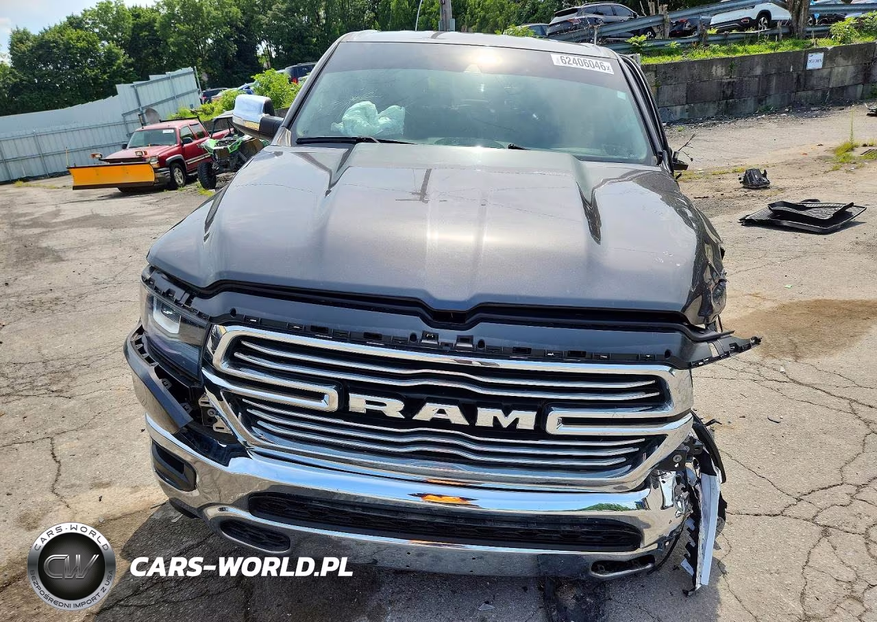 2022 Ram 1500 Laramie VIN:1C6SRFJT7NN419197 - 5