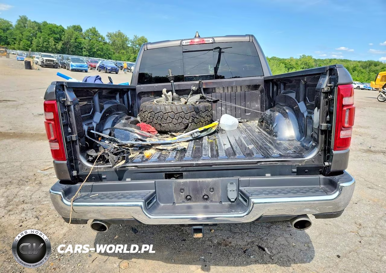 2022 Ram 1500 Laramie VIN:1C6SRFJT7NN419197 - 6
