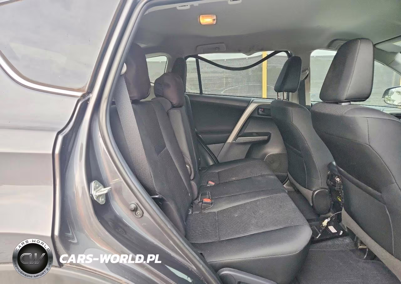 2018 Toyota Rav4 Le VIN:2T3ZFREV2JW509101 - 10