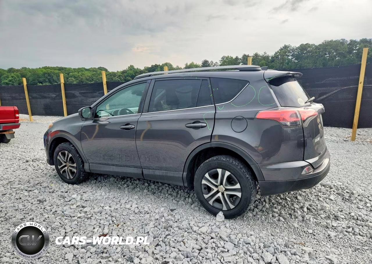 2018 Toyota Rav4 Le VIN:2T3ZFREV2JW509101 - 2