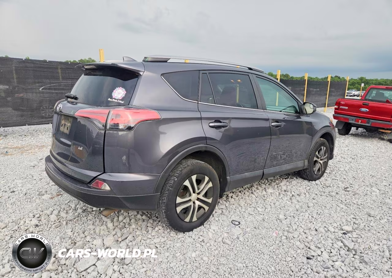 2018 Toyota Rav4 Le VIN:2T3ZFREV2JW509101 - 3
