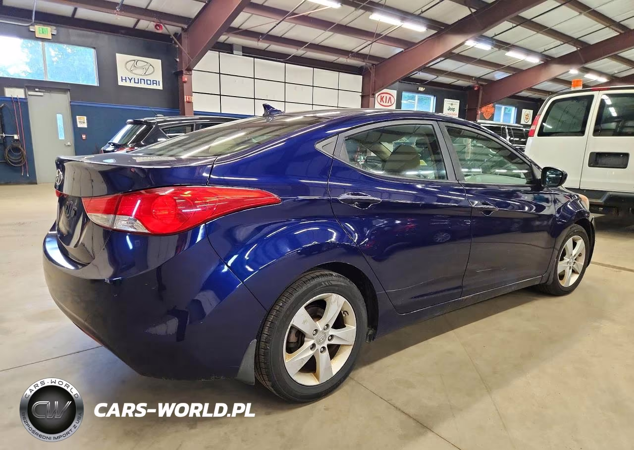 2013 Hyundai Elantra VIN:5NPDH4AE9DH224128 - 3