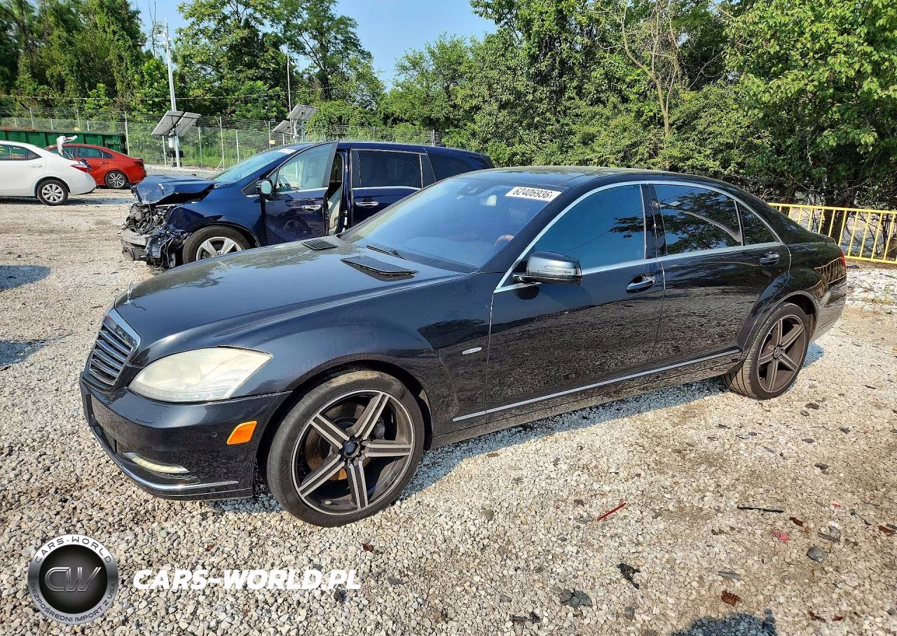 2012 Mercedes-Benz S 550 4Matic