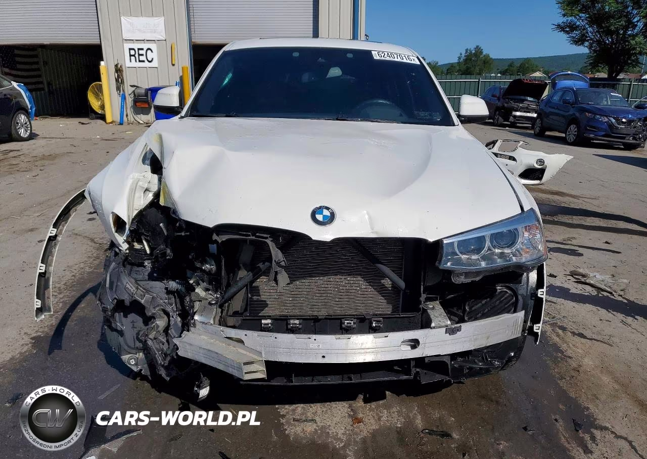 2018 BMW X4 xDrive28I VIN:5UXXW3C58J0Y66700 - 5