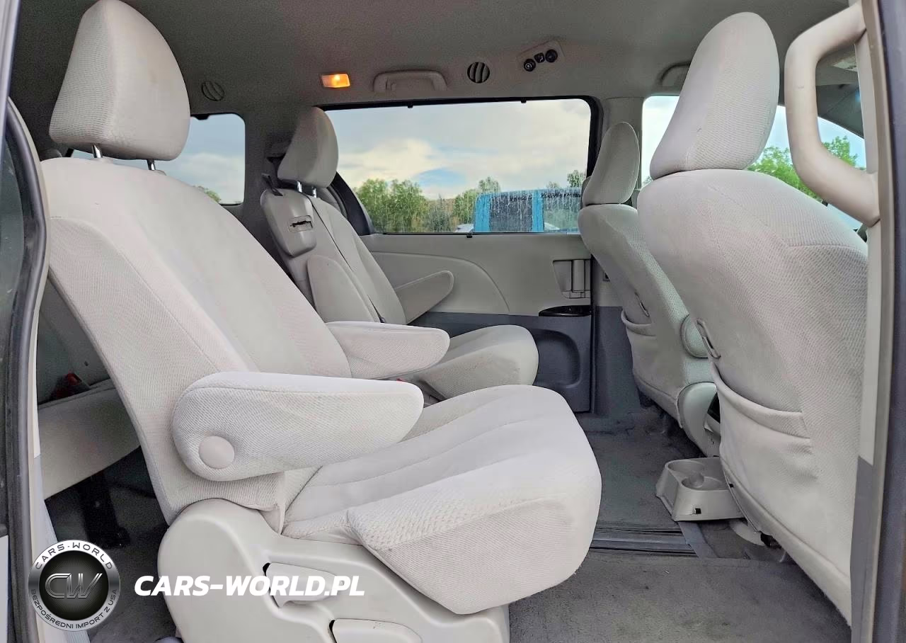 2012 Toyota Sienna Le VIN:5TDKK3DC8CS208976 - 11