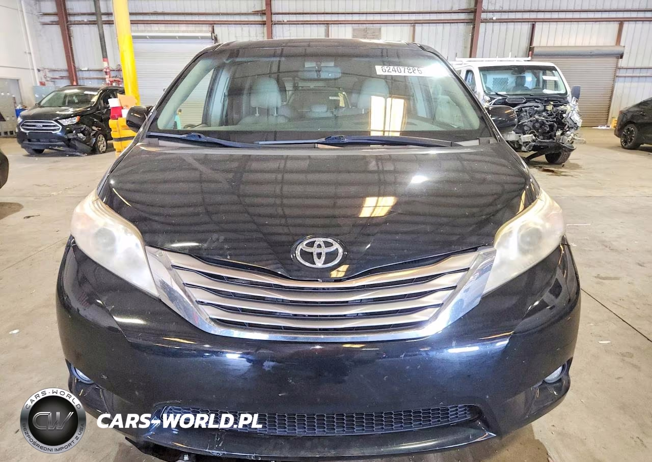 2017 Toyota Sienna Xle 8-Passenger VIN:5TDYZ3DC4HS796601 - 5