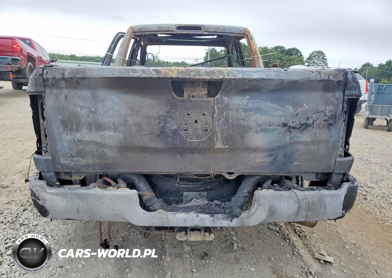 2021 Ram 2500 Laramie VIN:3C6UR5FL8MG671771 - 6
