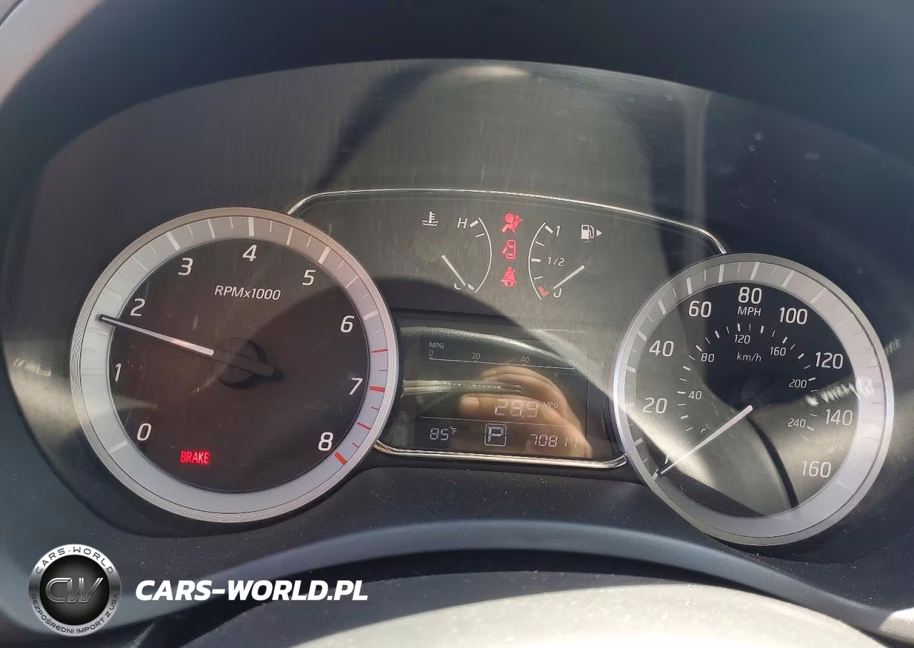 2013 Nissan Sentra S VIN:1N4AB7APXDN901720 - 9