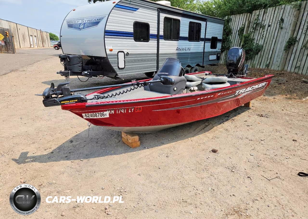 2019 Tracker Sc16