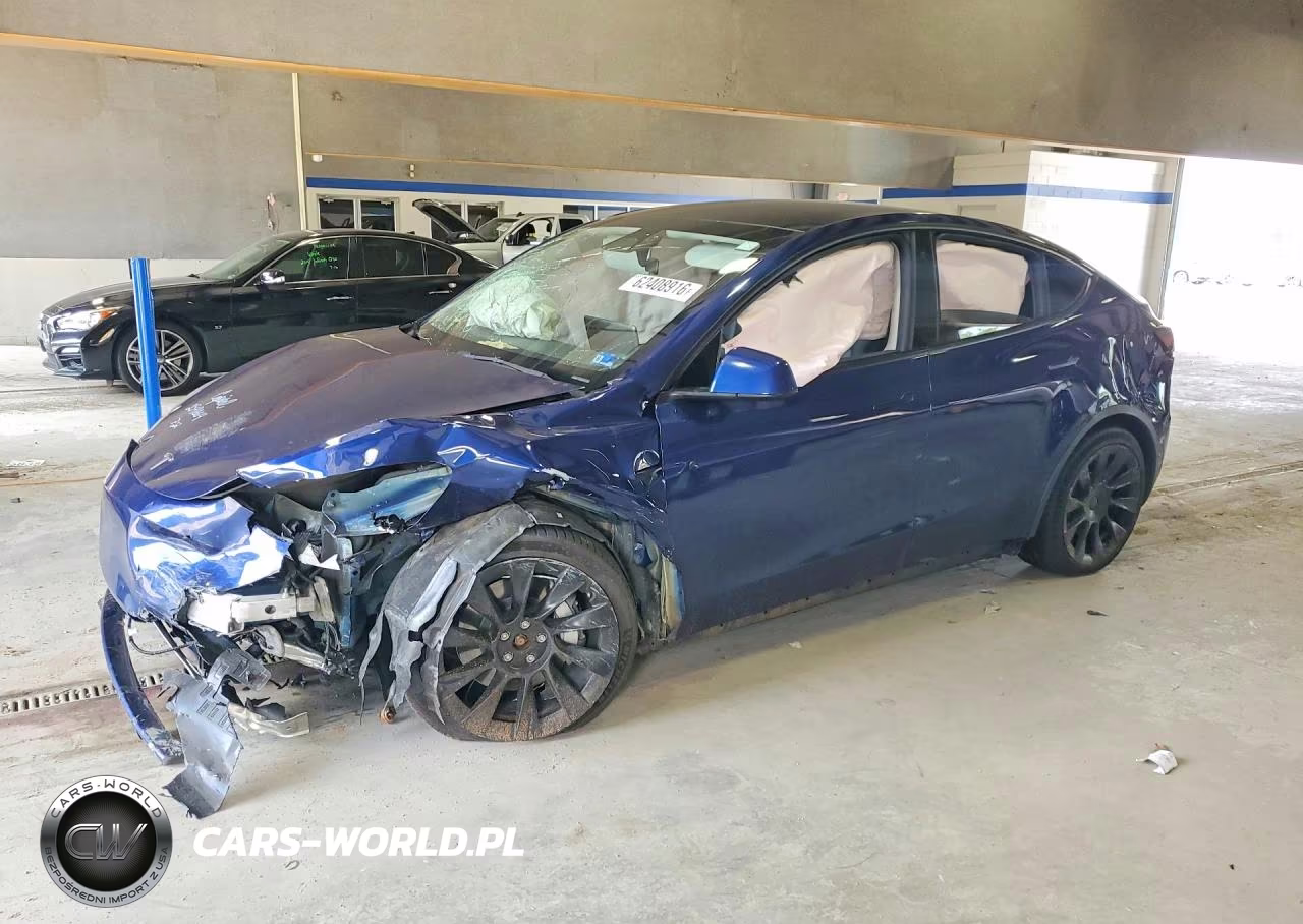 2023 Tesla Model Y – zdjęcie 1 z 12