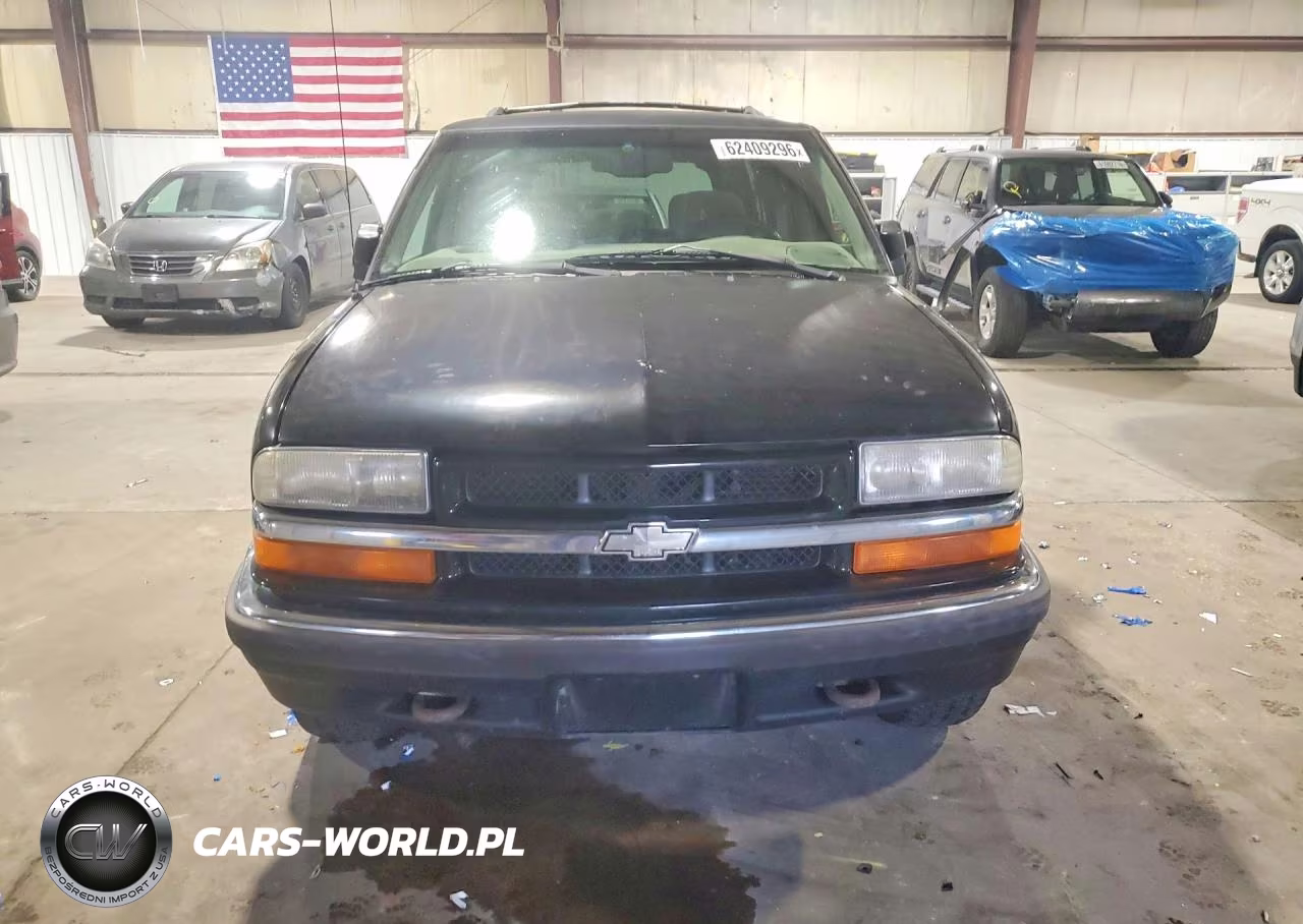2001 Chevrolet Blazer VIN:1GNDT13W112113614 - 5