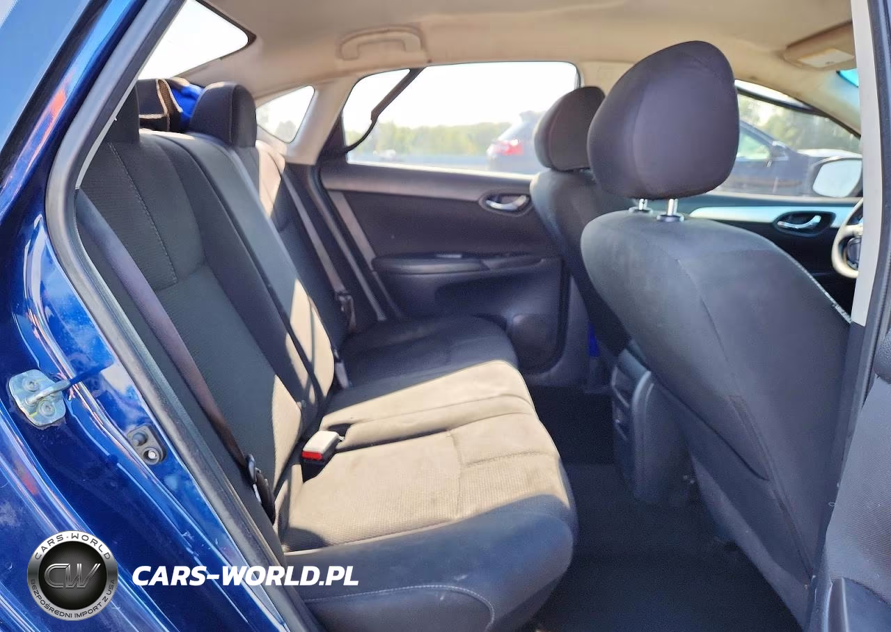 2018 Nissan Sentra S VIN:3N1AB7AP2JY273793 - 10