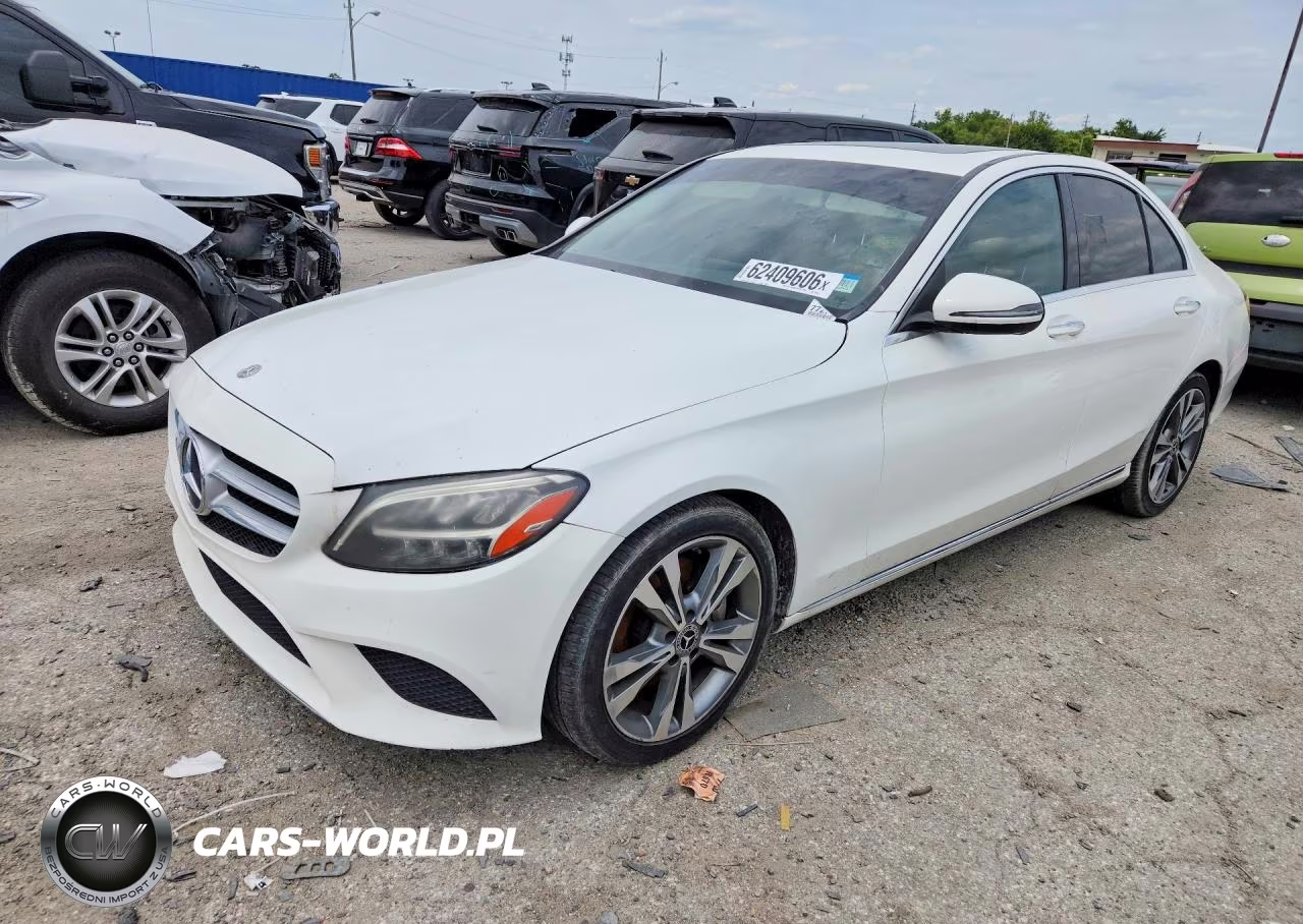 2019 Mercedes-Benz C 300