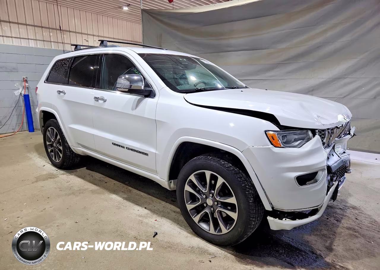 2018 Jeep Grand Cherokee Overland VIN:1C4RJFCG6JC411077 - 4