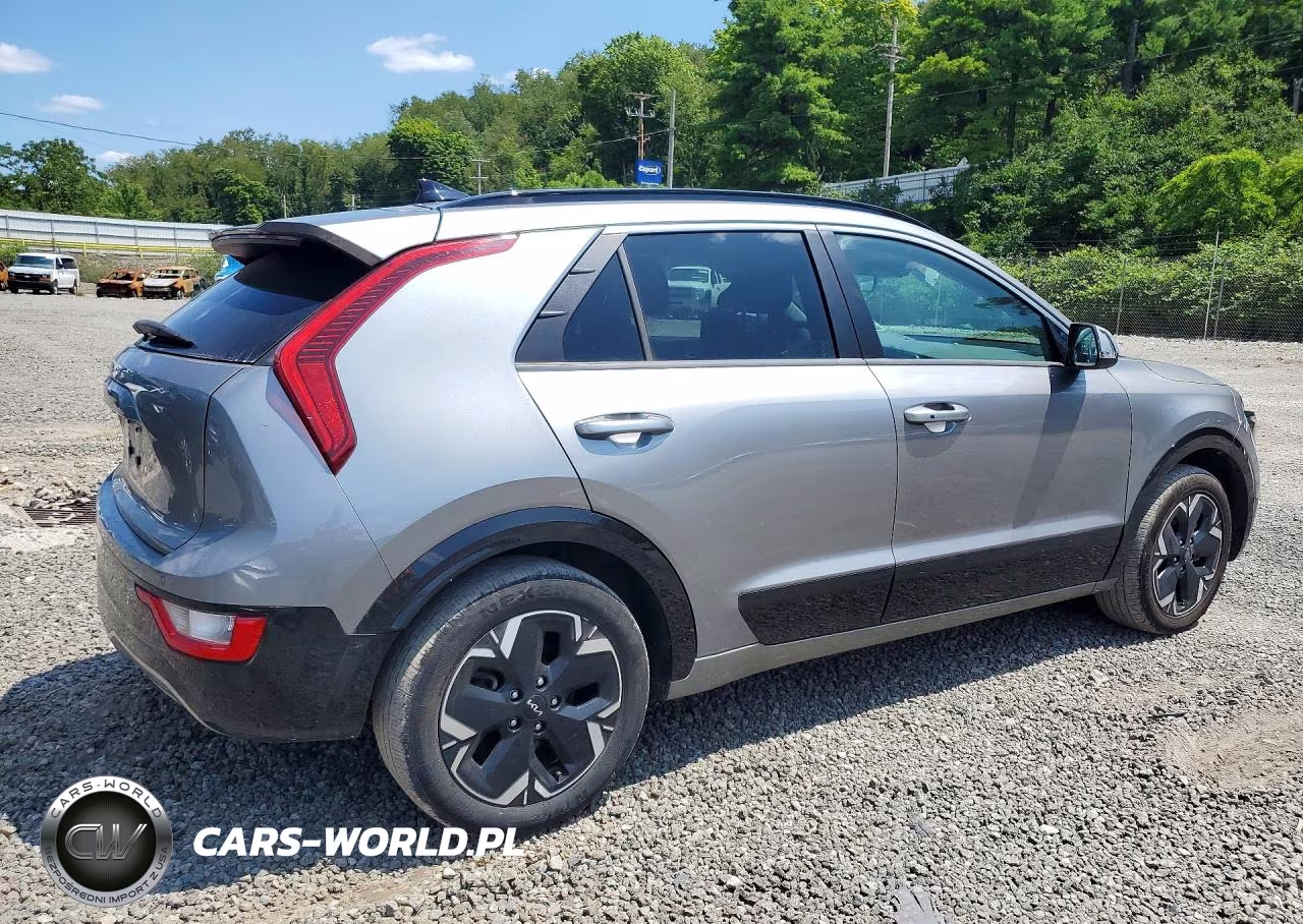 2023 Kia Niro Wind VIN:KNDCR3L15P5045957 - 3