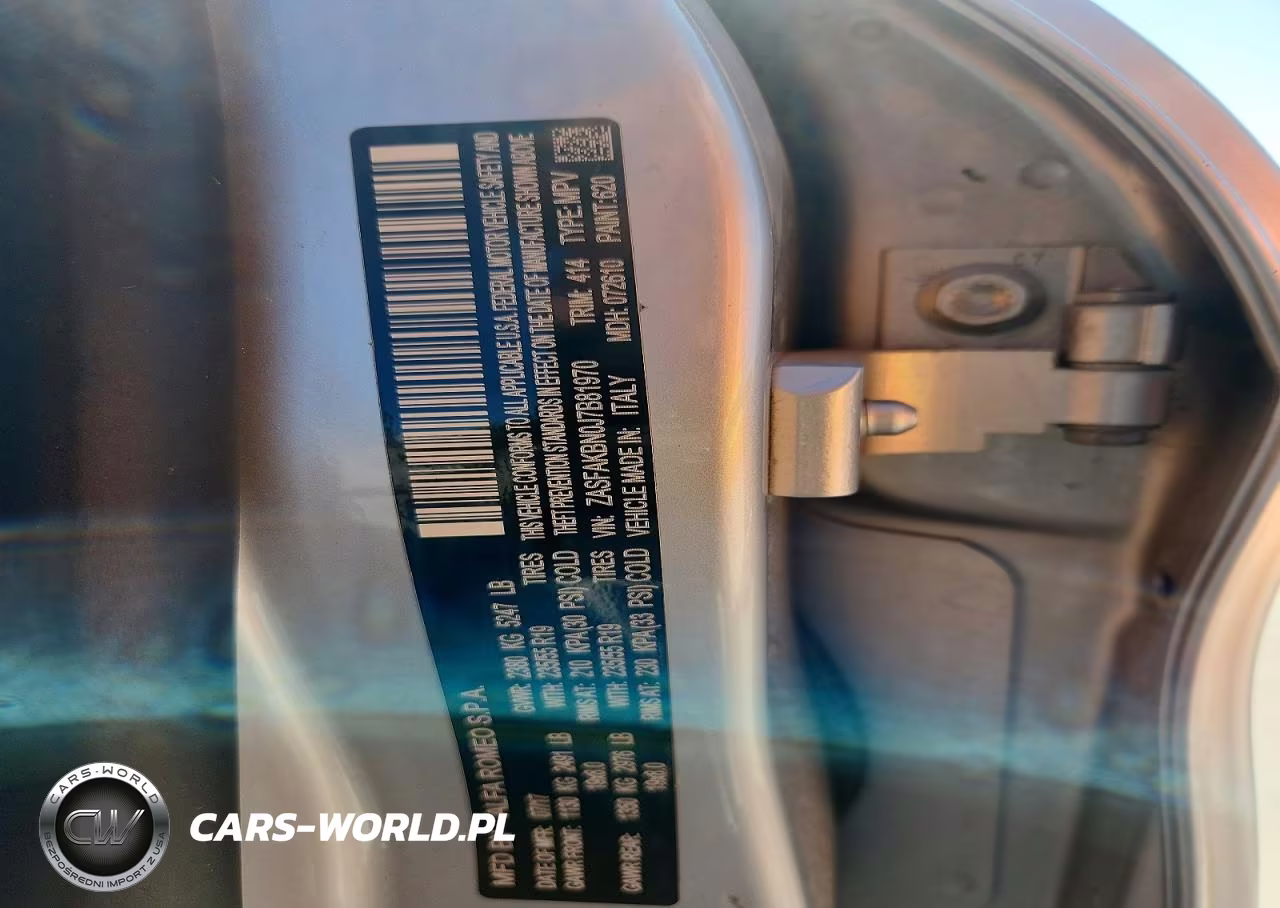 2018 Alfa Romeo Stelvio Ti VIN:ZASFAKBN0J7B81970 - 14