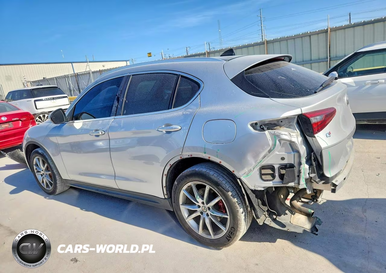 2018 Alfa Romeo Stelvio Ti VIN:ZASFAKBN0J7B81970 - 2