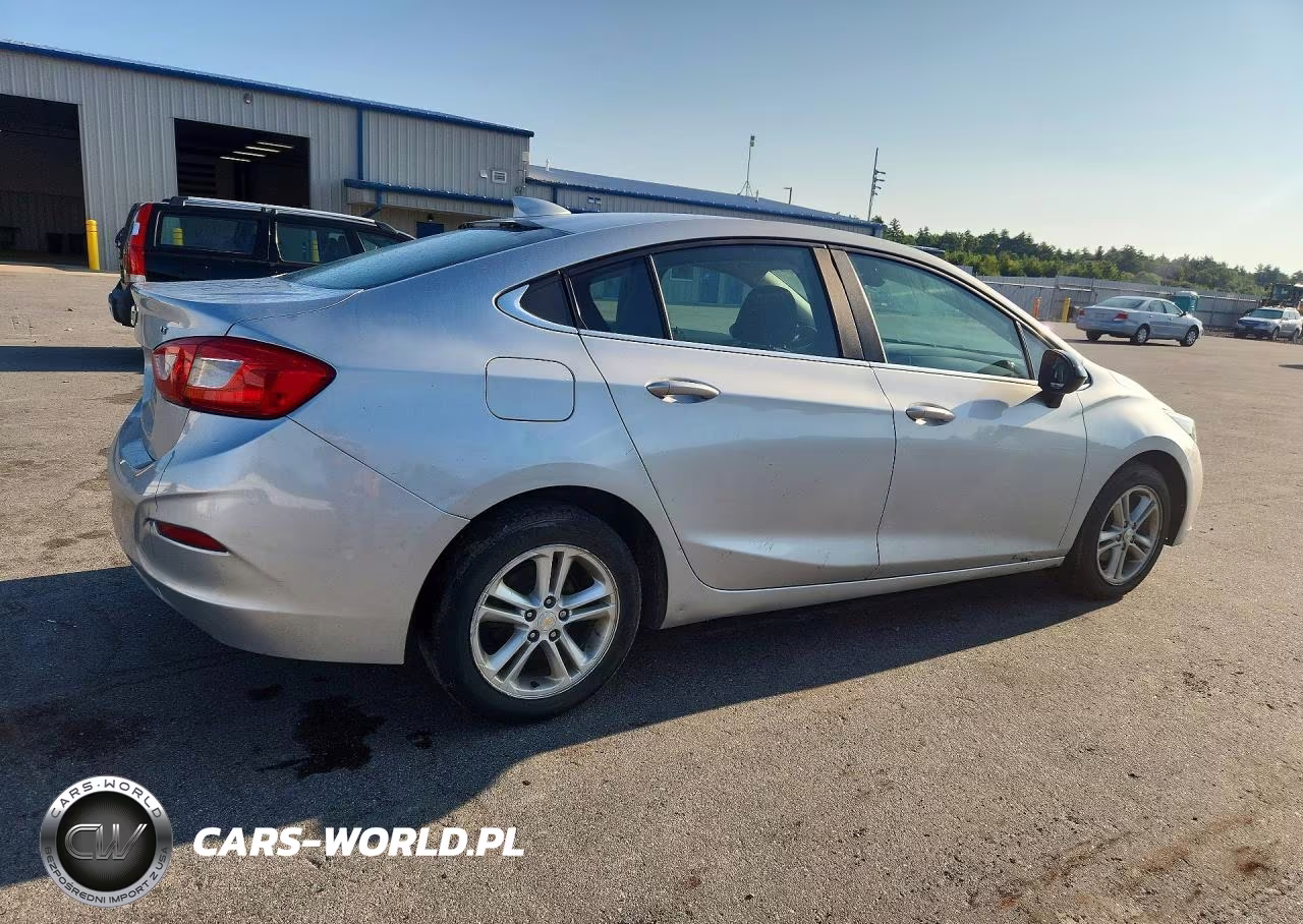 2016 Chevrolet Cruze Lt VIN:1G1BE5SM1G7282358 - 3