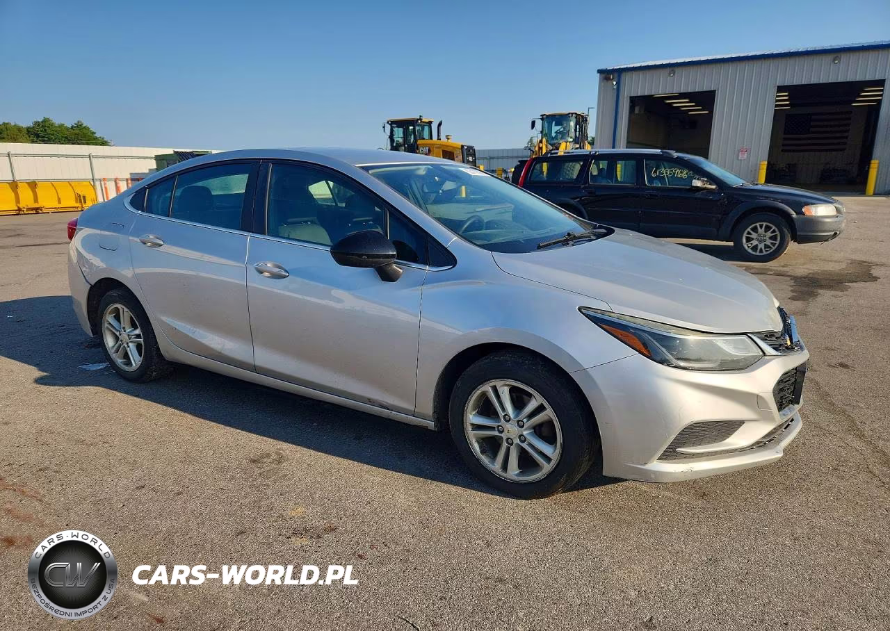 2016 Chevrolet Cruze Lt VIN:1G1BE5SM1G7282358 - 4