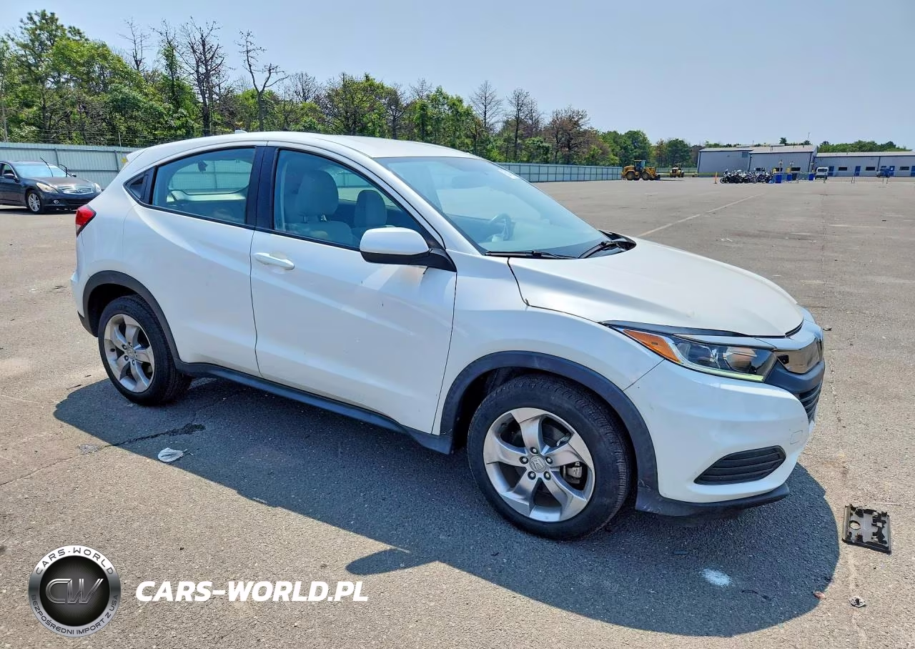 2021 Honda Hr-V Lx VIN:3CZRU6H38MM722830 - 4