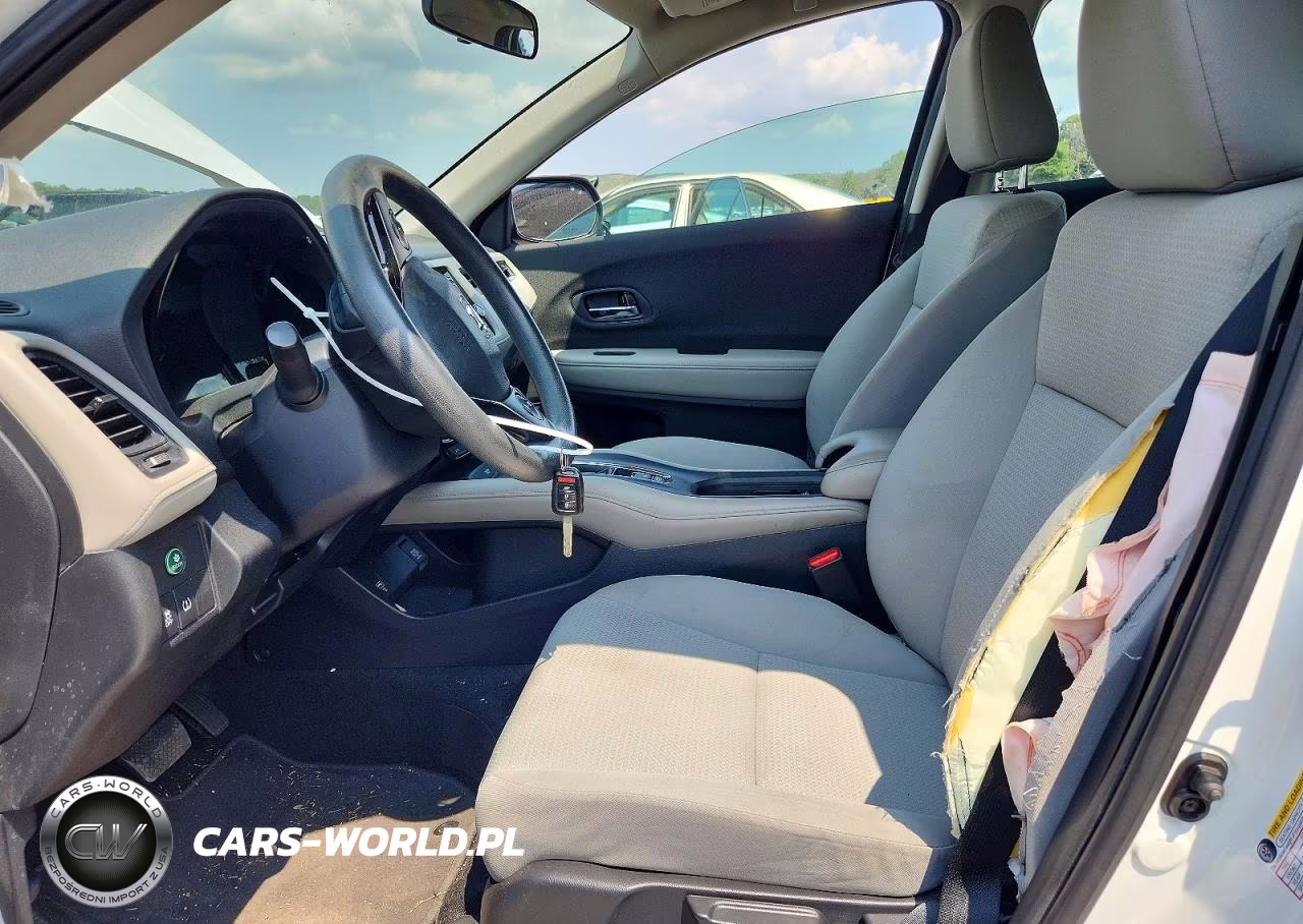 2021 Honda Hr-V Lx VIN:3CZRU6H38MM722830 - 7
