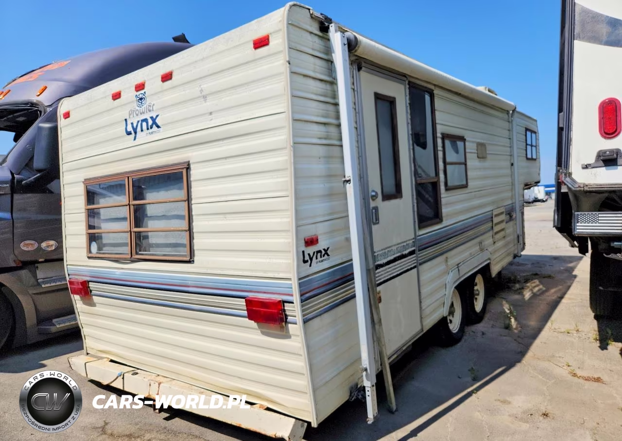 1989 Fleetwood Prowler Camper VIN:1EC5H2429K4236996 - 3
