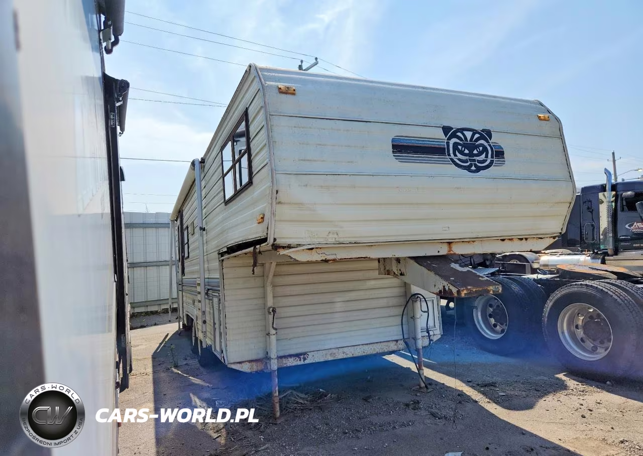 1989 Fleetwood Prowler Camper VIN:1EC5H2429K4236996 - 4