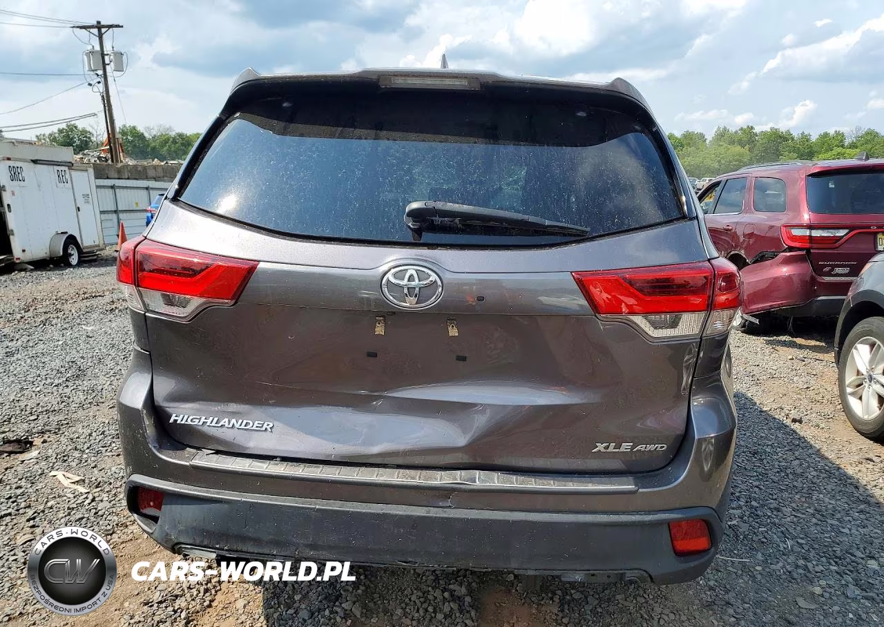 2019 Toyota Highlander Xle VIN:5TDJZRFH3KS574636 - 6