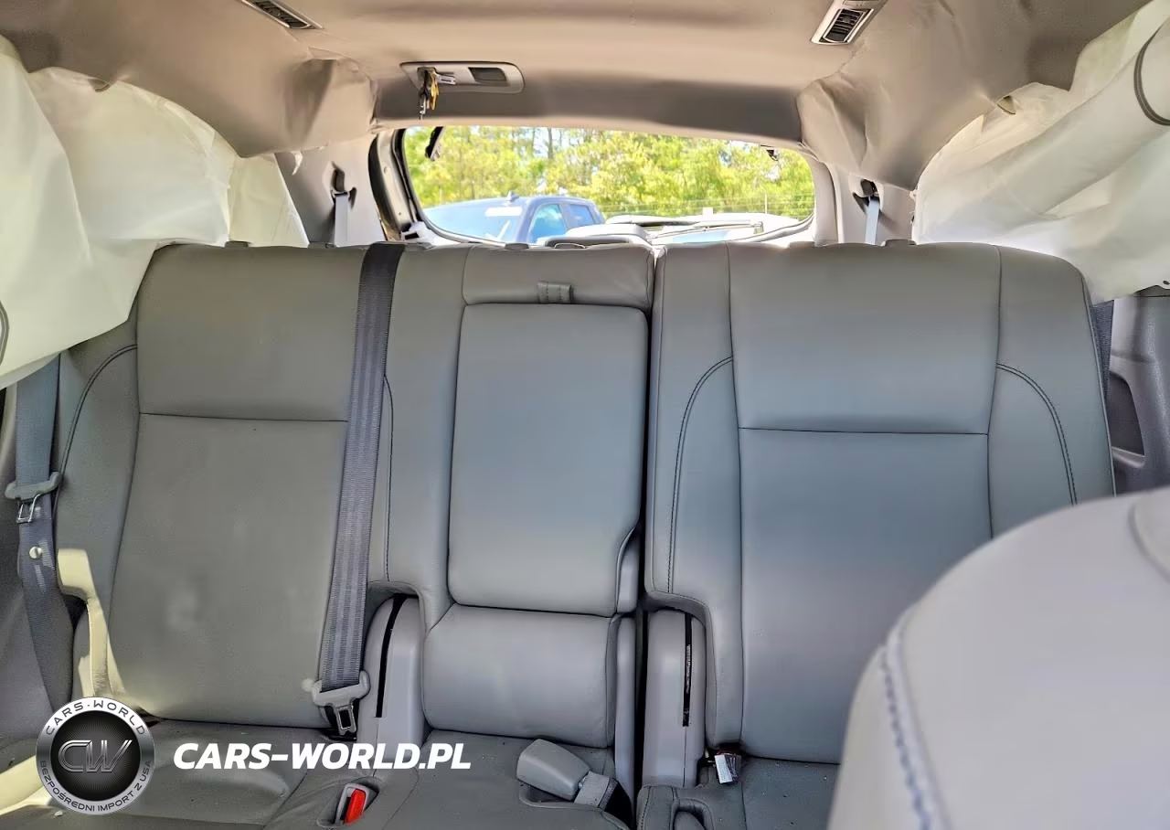 2017 Toyota Highlander Xle VIN:5TDJZRFH3HS371741 - 10