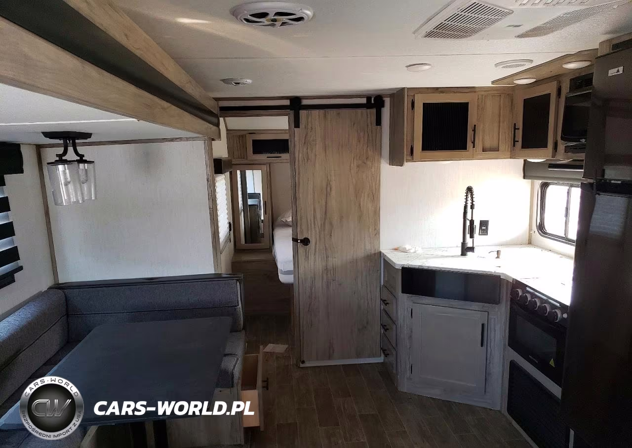 2021 Foresriver Cherokee Camper VIN:5ZT2CKRB3M2003600 - 5